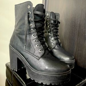 Steve Madden Y2K Inspired Platform Boots